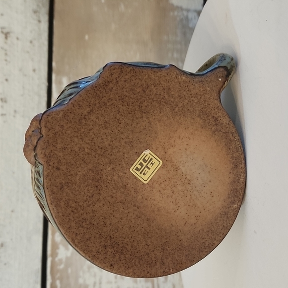 Vintage 1970's John Buck Gempo Pottery "Mighty" Lion Handled Soup Mug H 2"x W 4" - Picture 3 of 5